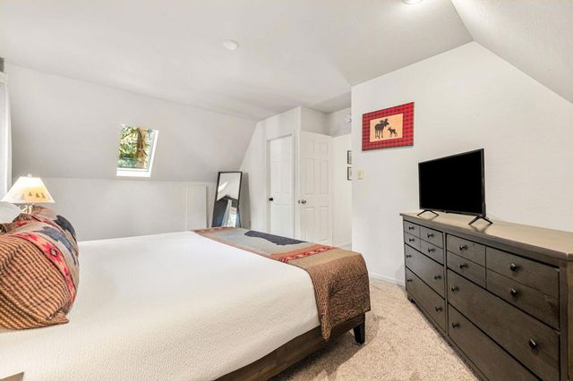 52172 Acorn Lane, Idyllwild, CA 92549