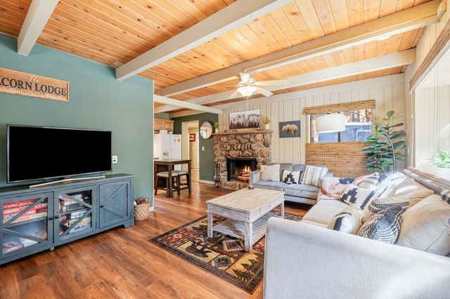 52172 Acorn Lane, Idyllwild, CA 92549
