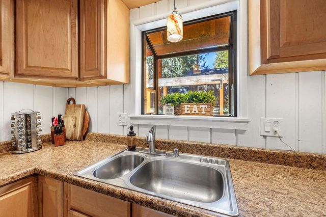 52172 Acorn Lane, Idyllwild, CA 92549