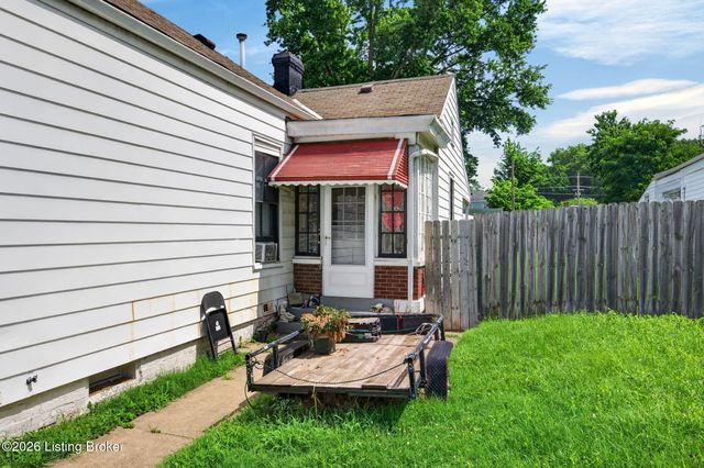 925 Ash St, Louisville, KY 40217