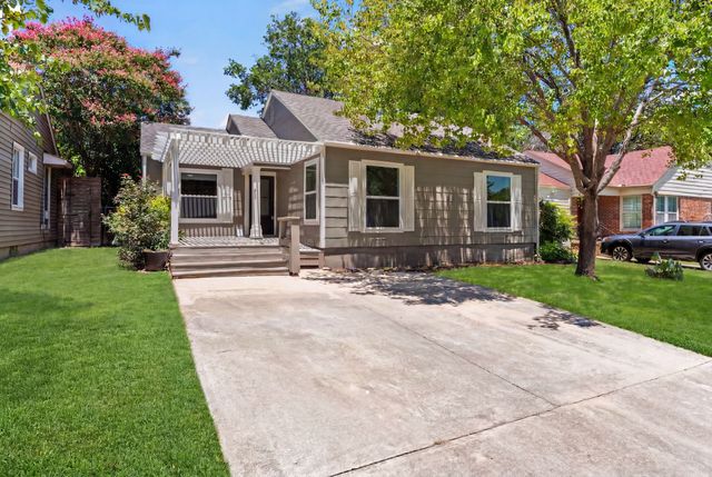 4220 Donnelly Avenue, Fort Worth, TX 76107
