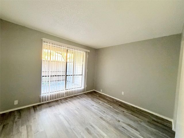 9461 Pagewood Lane 9461, Houston, TX 77063