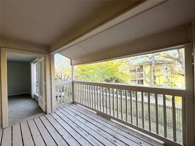 9461 Pagewood Lane 9461, Houston, TX 77063