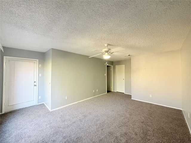 9461 Pagewood Lane 9461, Houston, TX 77063