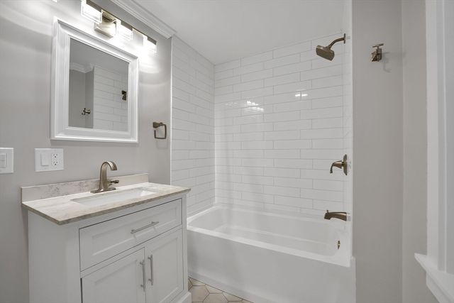 245 Wareham Rd, Marion, MA 02738