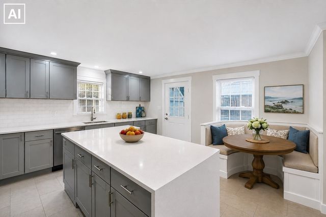 245 Wareham Rd, Marion, MA 02738