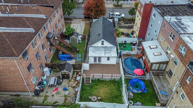2738 Miles Avenue, Bronx, NY 10465