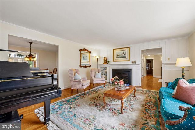 5735 BRADLEY BLVD, Bethesda, MD 20814