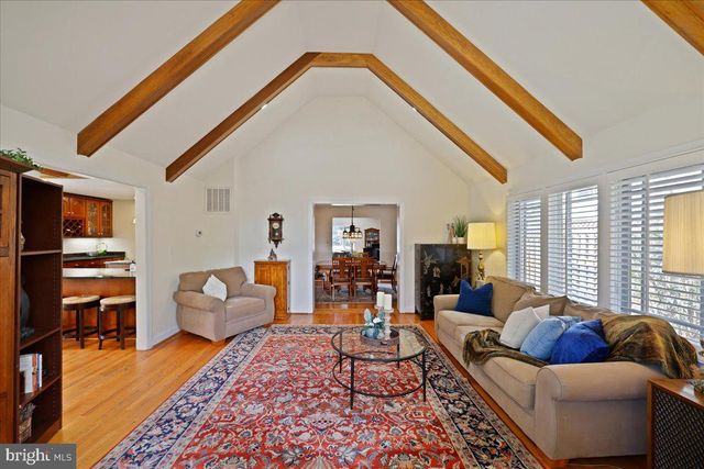 5735 BRADLEY BLVD, Bethesda, MD 20814