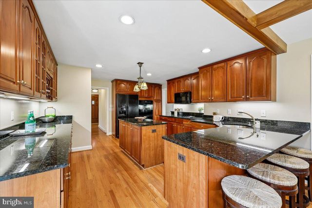 5735 BRADLEY BLVD, Bethesda, MD 20814