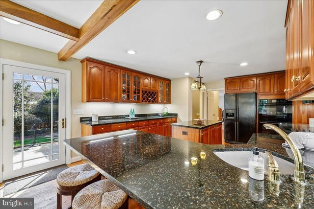 5735 BRADLEY BLVD, Bethesda, MD 20814