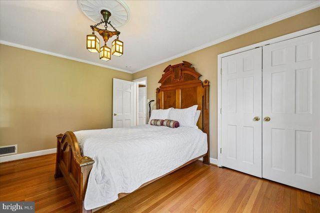 5735 BRADLEY BLVD, Bethesda, MD 20814