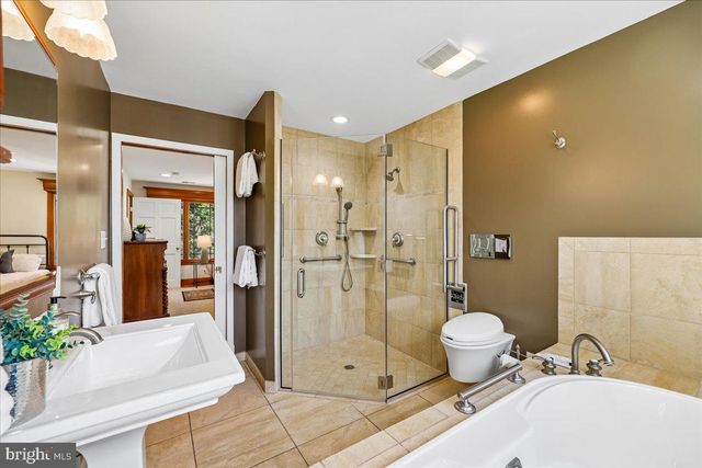 5735 BRADLEY BLVD, Bethesda, MD 20814