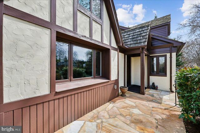 5735 BRADLEY BLVD, Bethesda, MD 20814