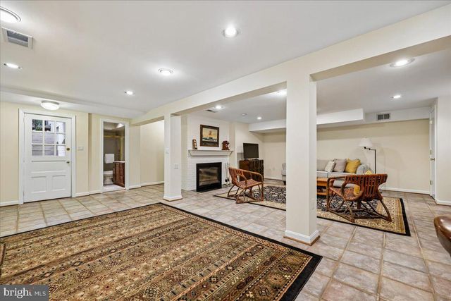 5735 BRADLEY BLVD, Bethesda, MD 20814