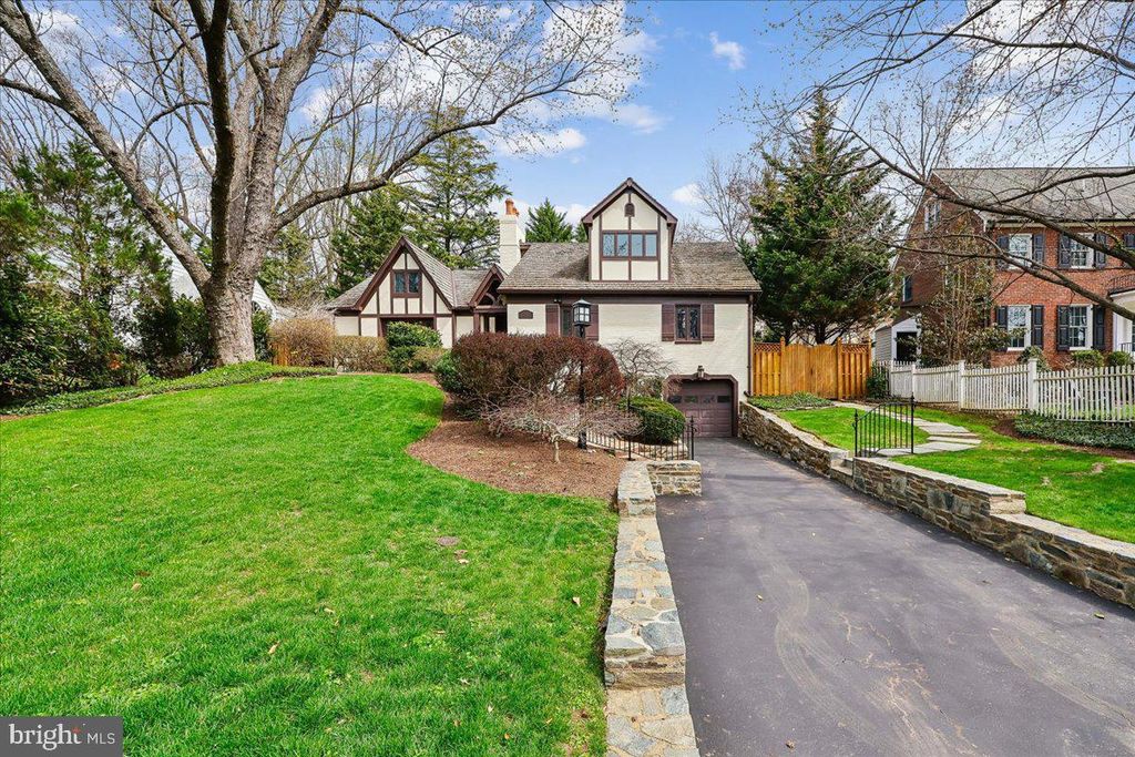 5735 BRADLEY BLVD, Bethesda, MD 20814