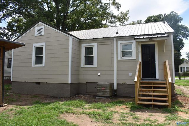 511 Herzberg Circle, Gadsden, AL 35903