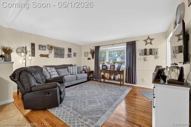 1334 1st Street, Lapeer, MI 48446
