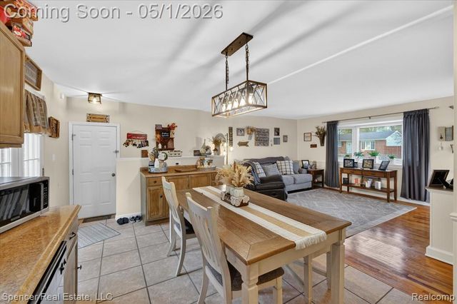 1334 1st Street, Lapeer, MI 48446