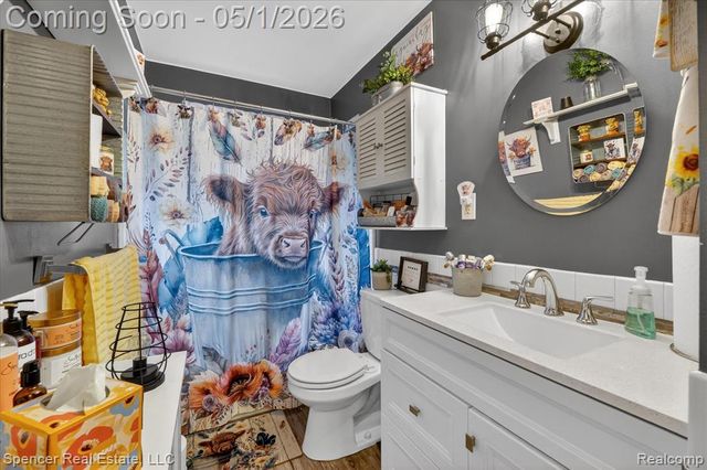 1334 1st Street, Lapeer, MI 48446