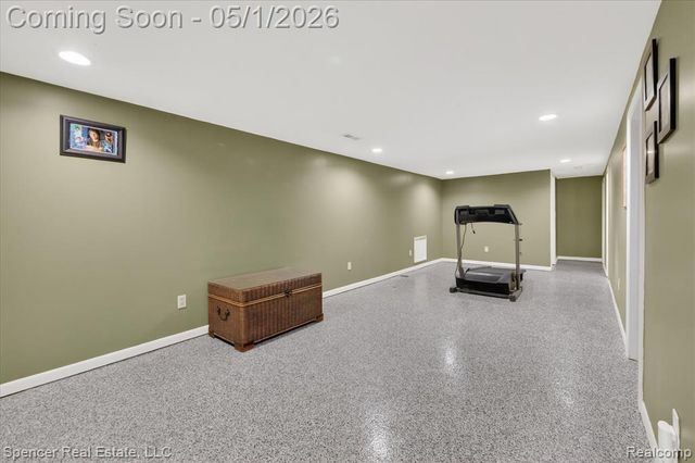 1334 1st Street, Lapeer, MI 48446