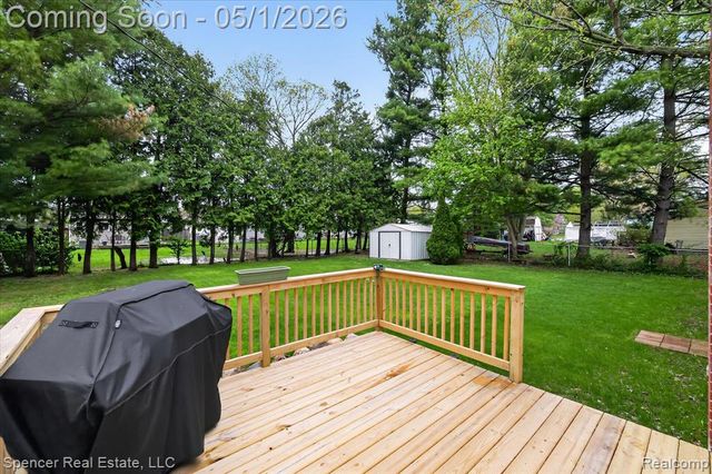 1334 1st Street, Lapeer, MI 48446