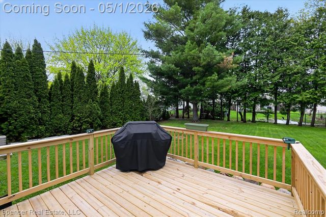 1334 1st Street, Lapeer, MI 48446