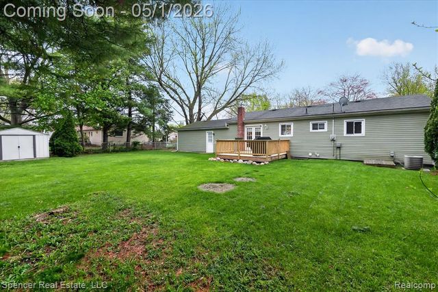 1334 1st Street, Lapeer, MI 48446