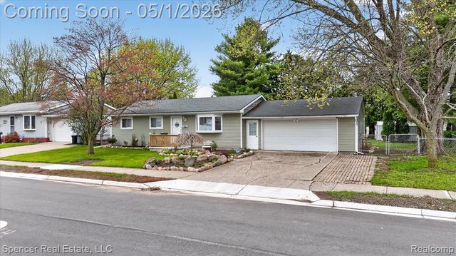 1334 1st Street, Lapeer, MI 48446