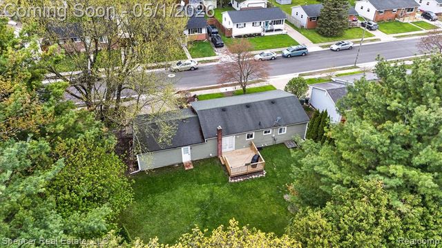 1334 1st Street, Lapeer, MI 48446