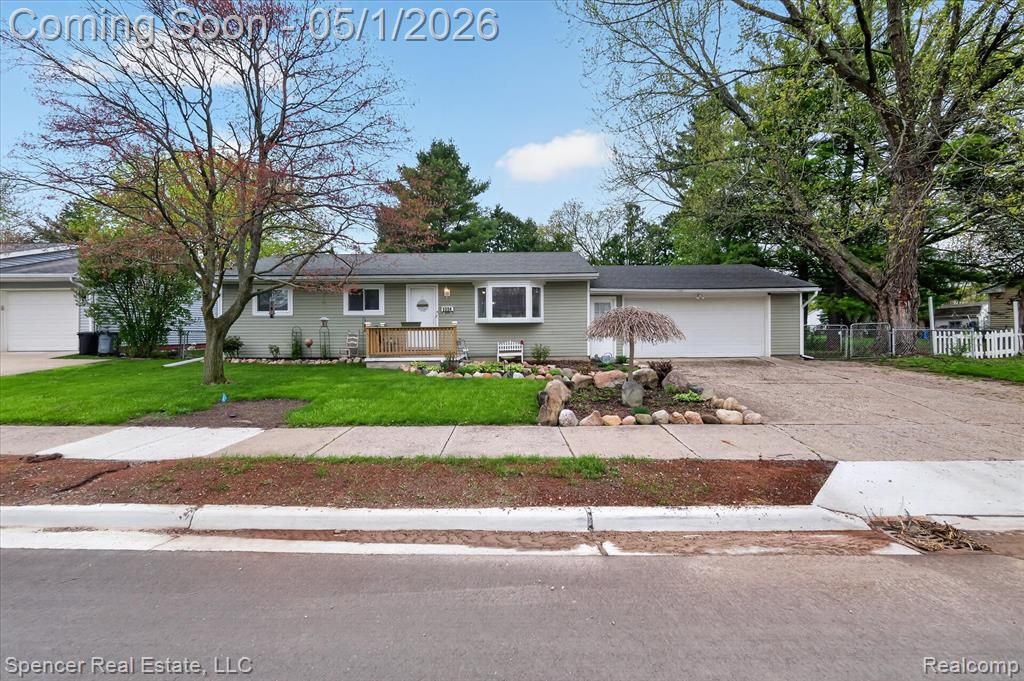 1334 1st Street, Lapeer, MI 48446