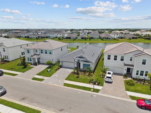 17814 CROPSIDE TRAIL, Bradenton, FL 34211
