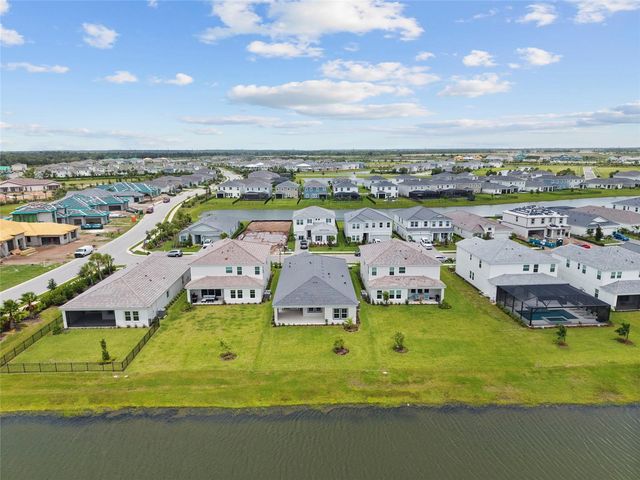 17814 CROPSIDE TRAIL, Bradenton, FL 34211