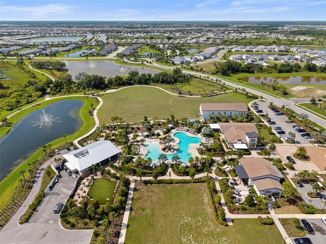 17814 CROPSIDE TRAIL, Bradenton, FL 34211