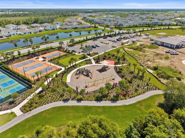 17814 CROPSIDE TRAIL, Bradenton, FL 34211