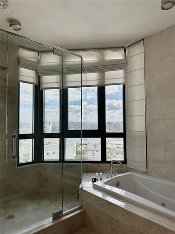 35 Av. LUIS MUÑOZ RIVERA 1202, San Juan, PR 00901