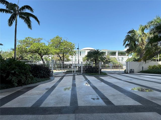 35 Av. LUIS MUÑOZ RIVERA 1202, San Juan, PR 00901