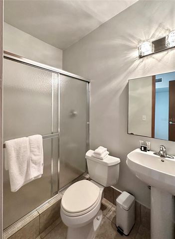 35 Av. LUIS MUÑOZ RIVERA 1202, San Juan, PR 00901