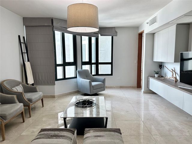 35 Av. LUIS MUÑOZ RIVERA 1202, San Juan, PR 00901