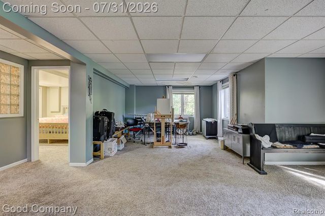 575 Lakes Edge Drive, Oxford, MI 48371