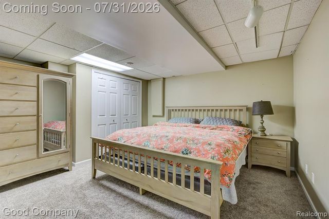 575 Lakes Edge Drive, Oxford, MI 48371