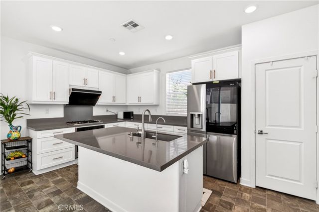 3662 S Basanite, Ontario, CA 91761