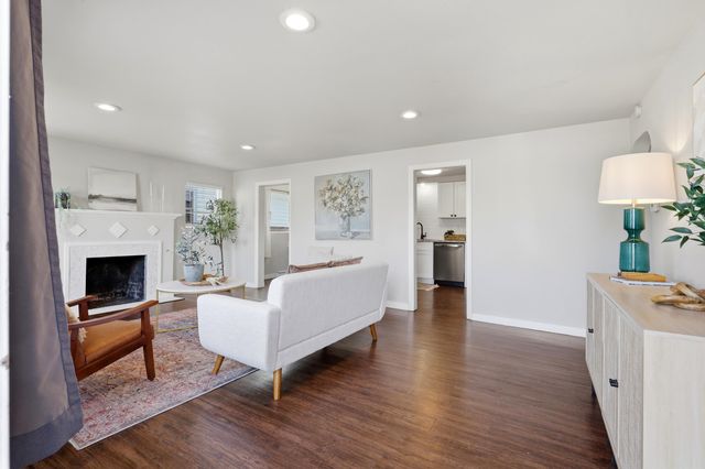 2124 E Joseph Ave, Spokane, WA 99208