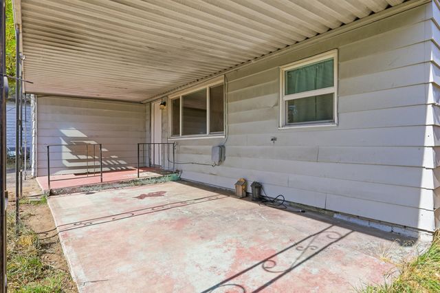 2124 E Joseph Ave, Spokane, WA 99208