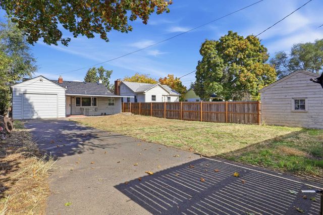 2124 E Joseph Ave, Spokane, WA 99208