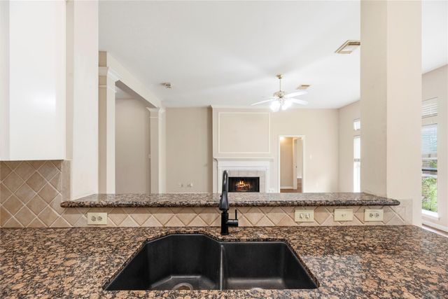 11619 Cedarvale Lane, Tomball, TX 77377