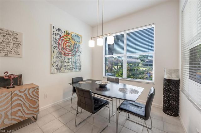 6703 Old Banyan WAY, Naples, FL 34109