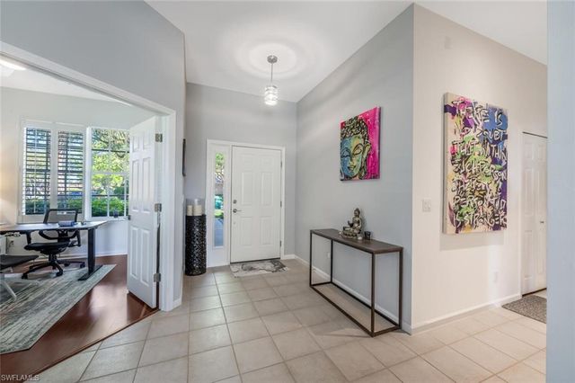 6703 Old Banyan WAY, Naples, FL 34109