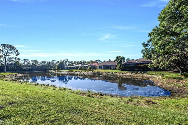 6703 Old Banyan WAY, Naples, FL 34109