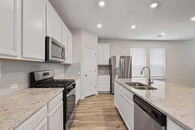 868 Lone Peak WAY, Dripping Springs, TX 78620